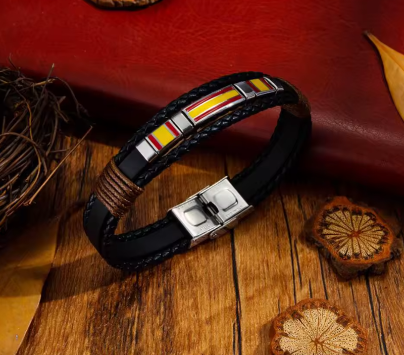 Pulsera de Cuero con Bandera de España – Edición Clásica
